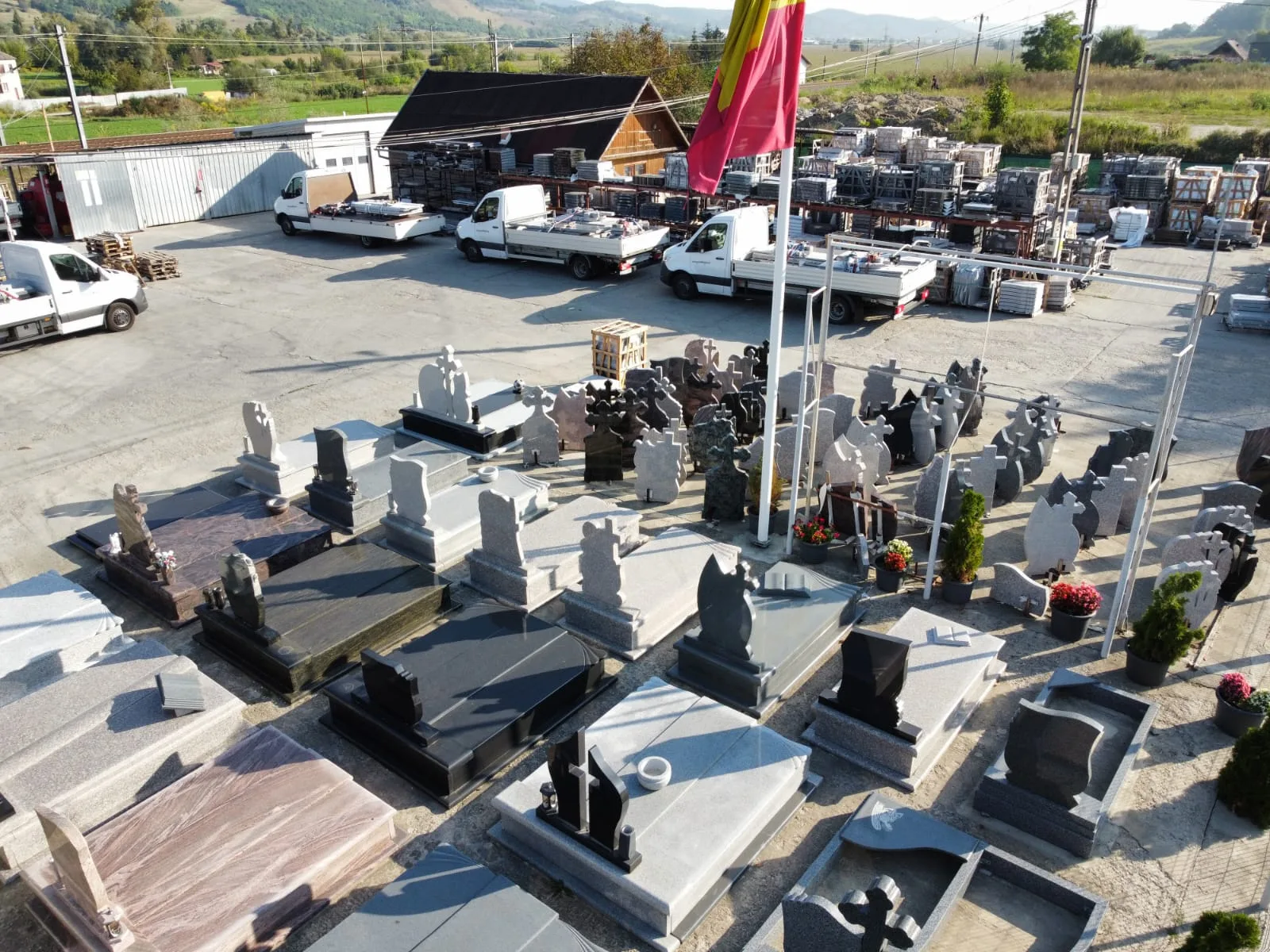 Depozit de cruci si monumente funerare